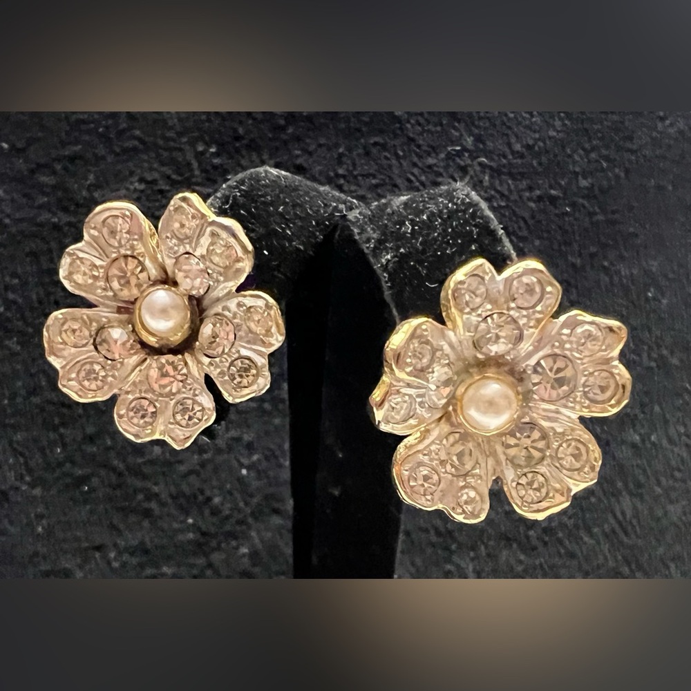 Vintage Pearl and Pave Diamond Costume Flower Earrings - Signed Sphinx - Picture 2 of 6